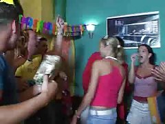 შინაური porn pussy მჭლე ბიჭი ხელით ოფისი,